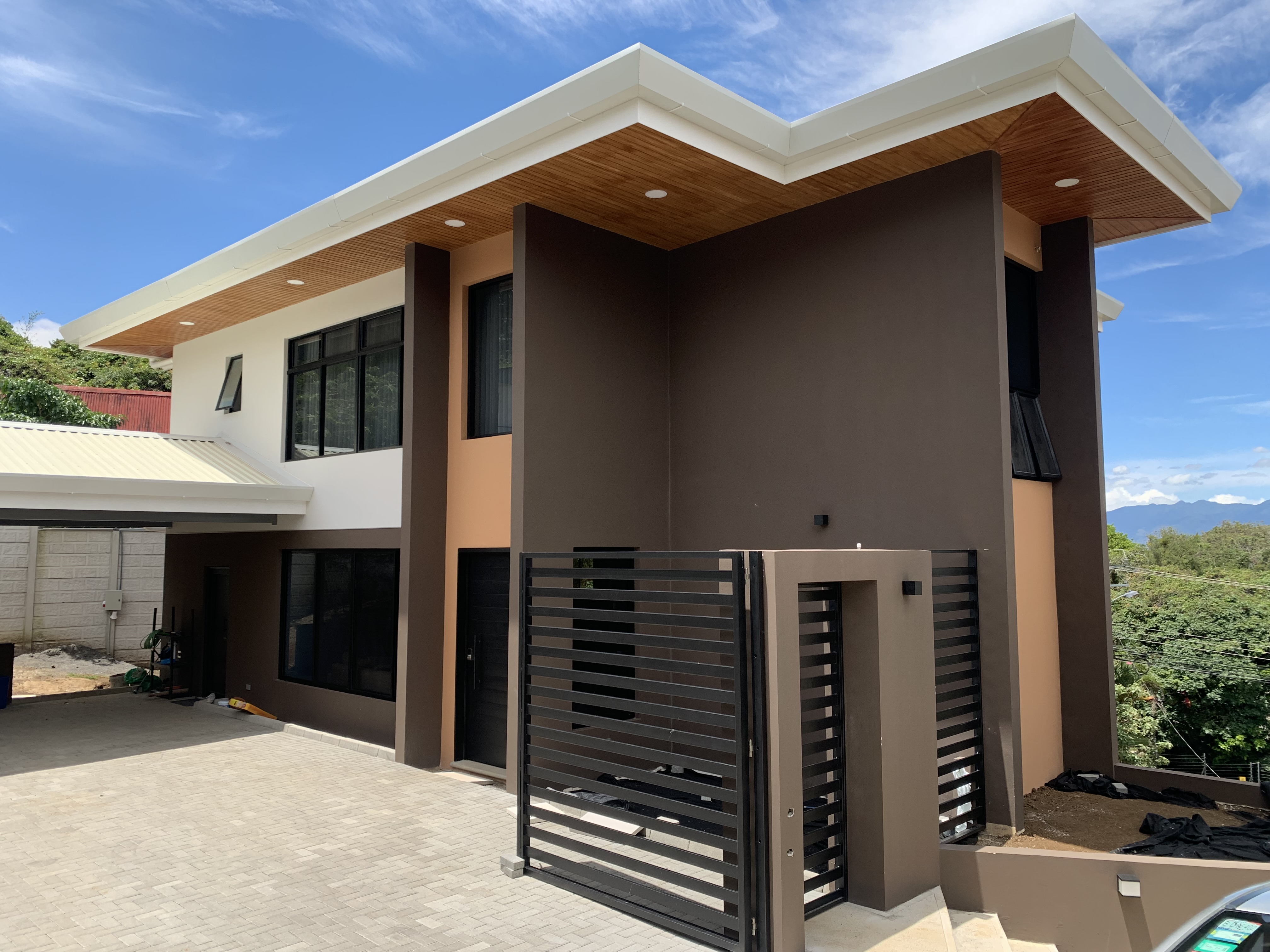Casa contemporánea terminada